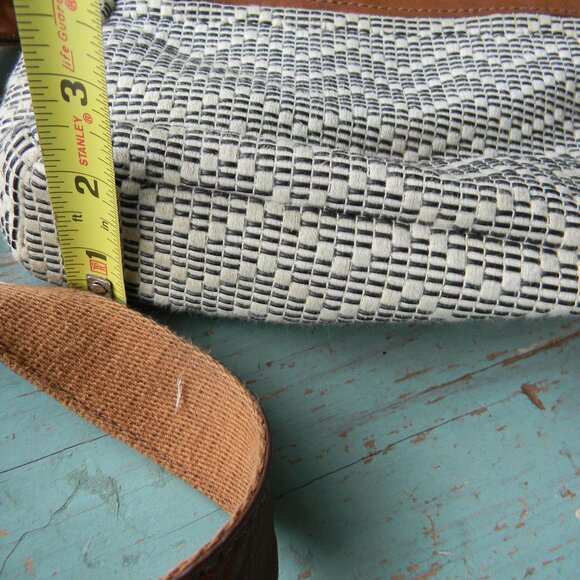 FOSSIL CREAM WOVEN CROSSBODY BAG BROWN LEATHER TRIM DOUBLE ZIP - Picture 4 of 10